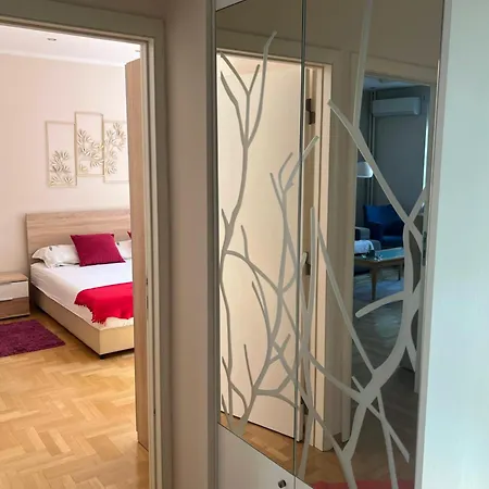 Orchid House * Belgrado