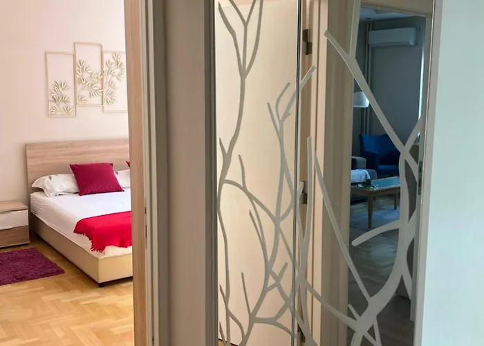 Orchid House * ベオグラード